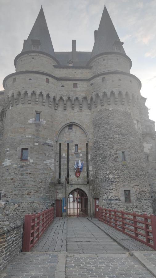 Hotel Le Petit Billot Vitré Dış mekan fotoğraf