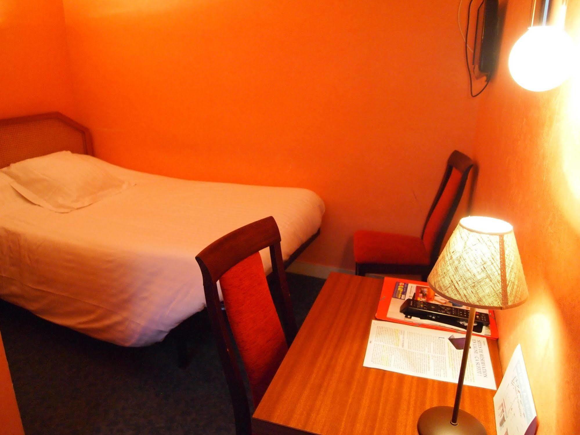 Hotel Le Petit Billot Vitré Dış mekan fotoğraf