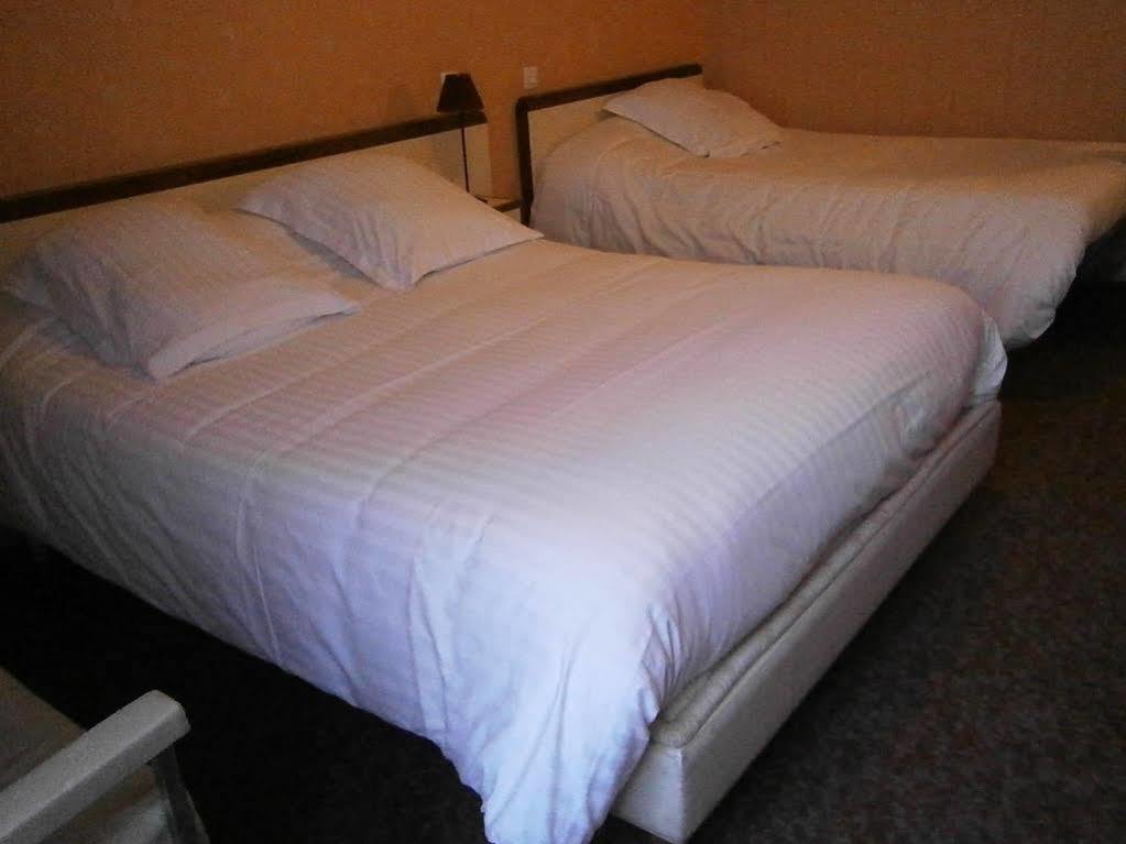 Hotel Le Petit Billot Vitré Dış mekan fotoğraf
